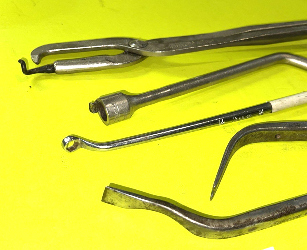 SNAP-ON TOOLS 6 PC. BRAKE SPRING PLIERS, TOOL,ADJUSTERS, BLEEDER, RETAINER TOOLS