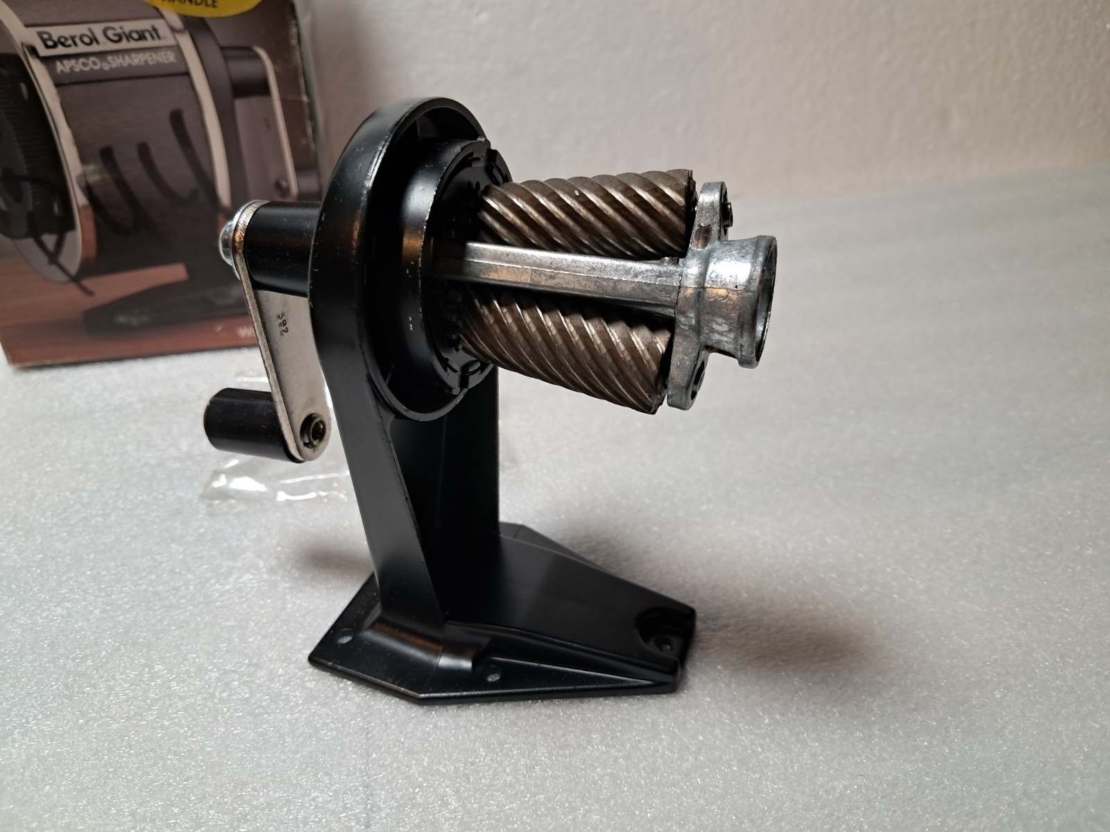 Vintage Berol Giant Apsco Sharpener Hand Crank 6 Hole Pencil Woodgrain New