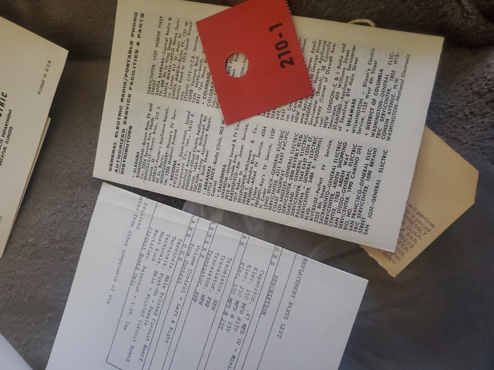 GE Portable Phonograph Gramophone Instructions Manual 1965