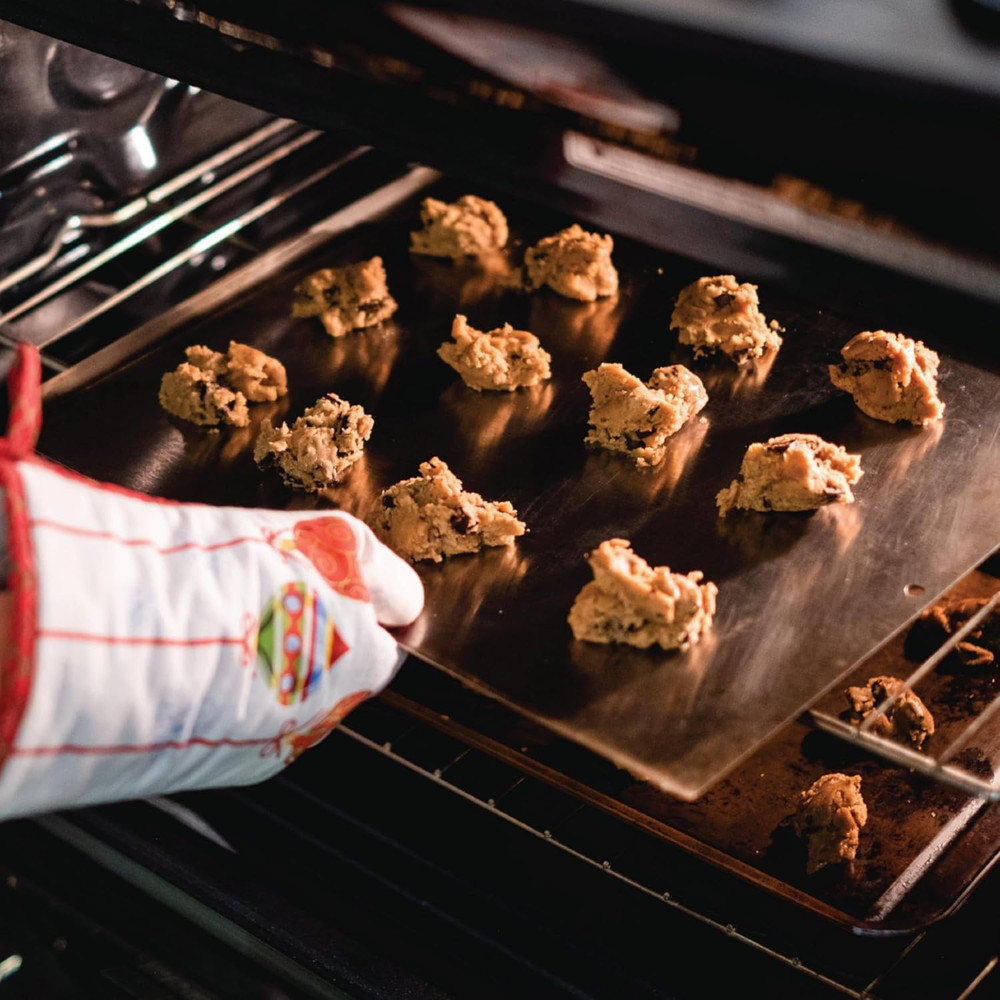 2Pcs Large Flat Cookie Sheet 18" X 14" Aluminum Flat Baking Sheet, Extra Thick -