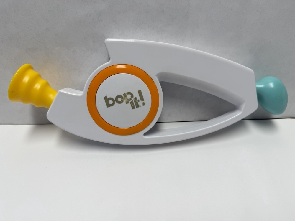 2018 HASBRO BOP IT ELECTRONIC GAME - TESTED & WORKS