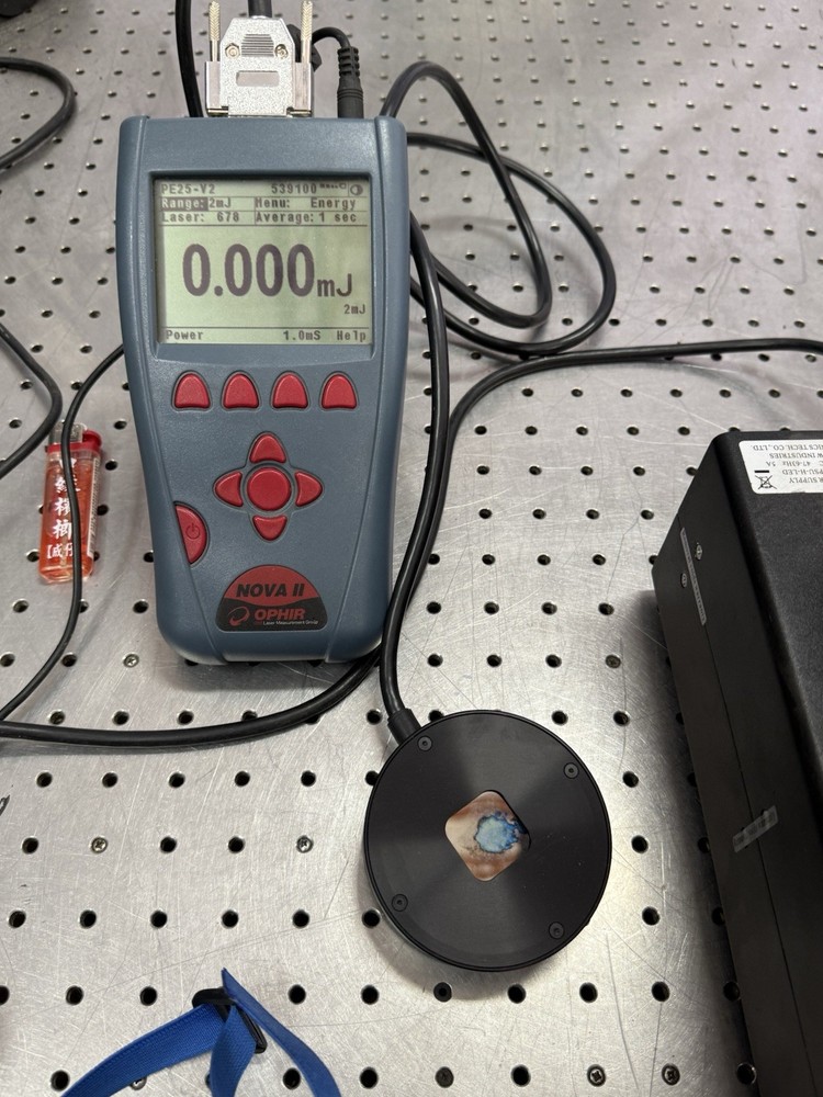 Ophir PE25-V2 Laser Energy Sensor w/ Box – Zero OK, Laser Response, Worn Surface