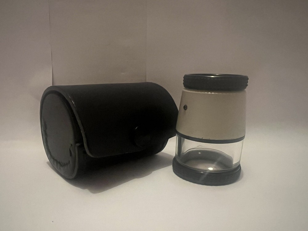 Vintage Engineer / Draughtsman Pocket Magnifier - in Case