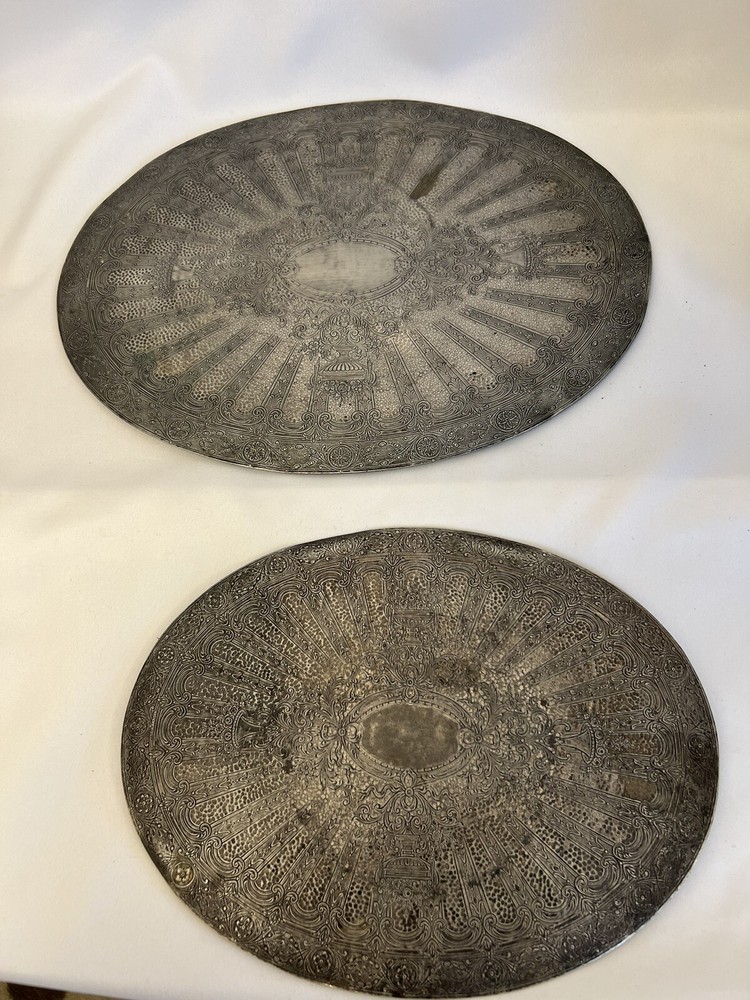 2 Vintage Silver-plate Round Oval Scroll Etched Trivet Hot Pad Plates Felt Back