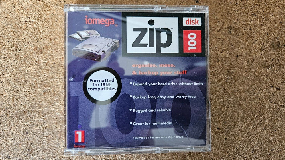 Iomega Zip 100 Disk SuperFloppy PC Formatted Storage Disk in Case