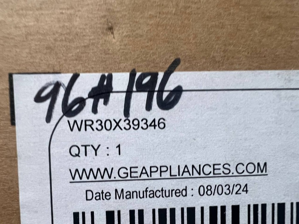 Genuine OEM GE Refrigerator Ice Maker WR30X39346