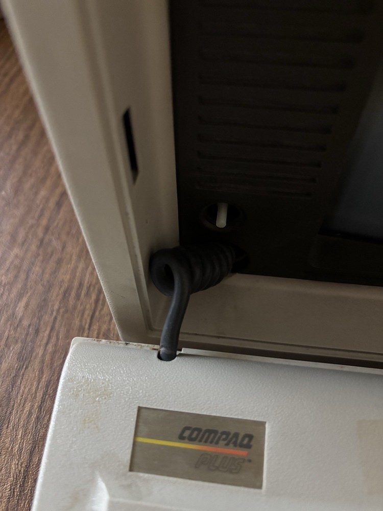 Vintage Compaq Plus Portable Computer/ Read Description