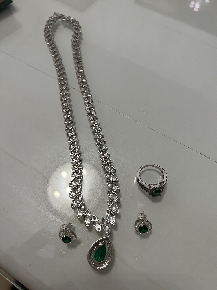 necklace set