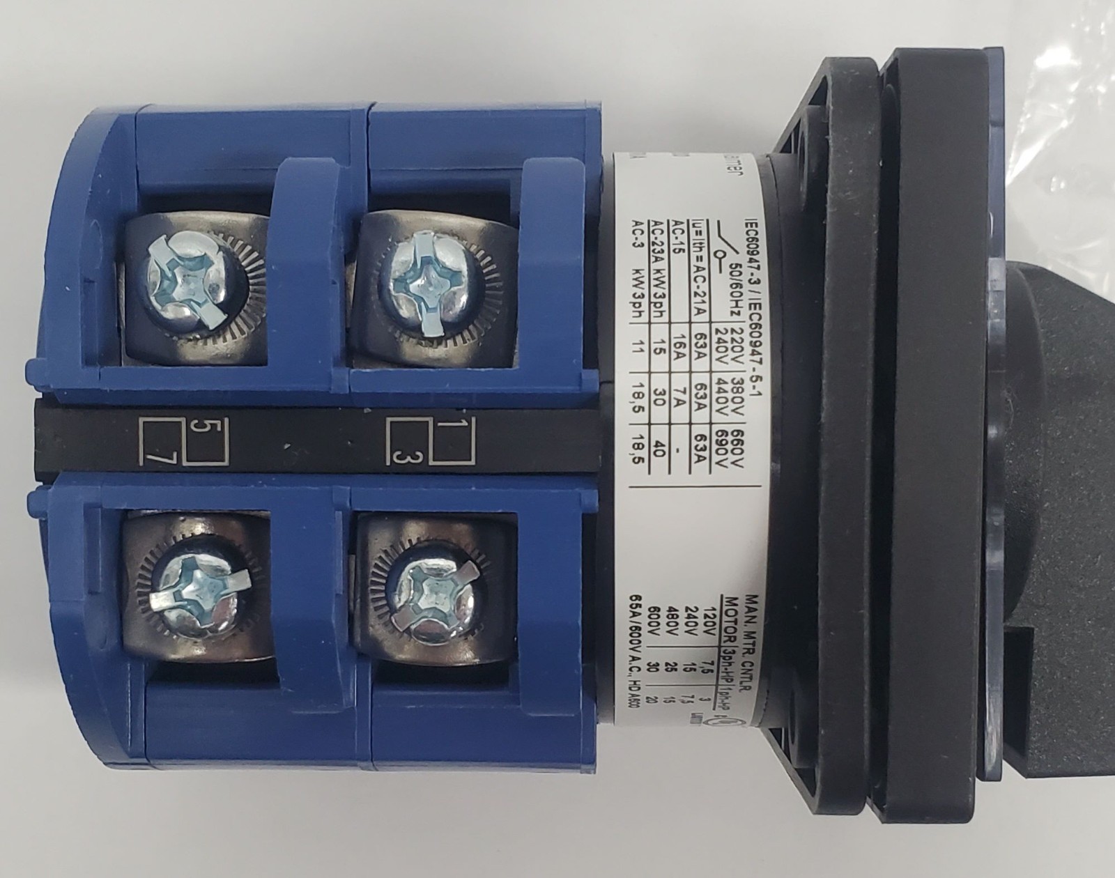 Blue Sea 9011 AC Rotary Switch 2 Positions + Off, 2-Pole 65A
