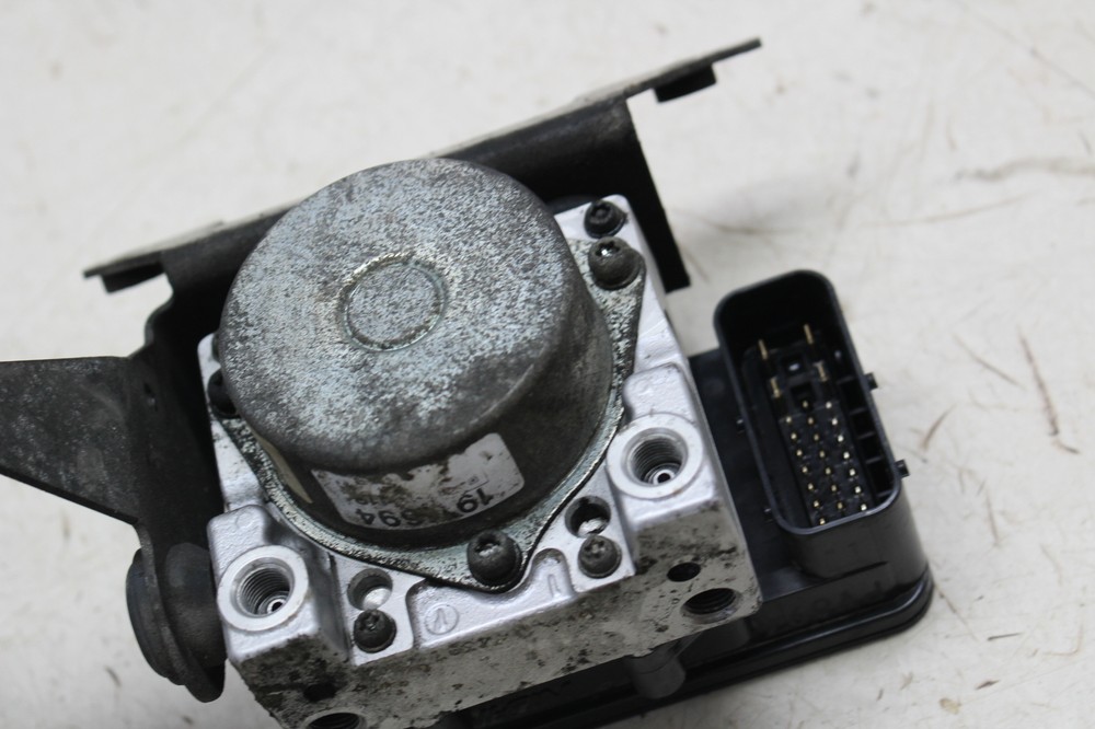 2012 VICTORY CROSS ROADS CUSTOM ABS PUMP UNIT MODULE