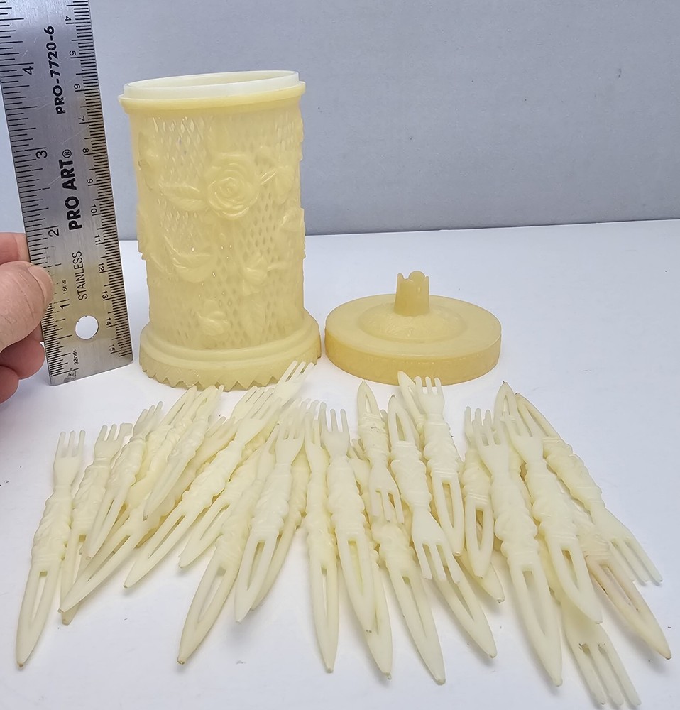 Vintage Cocktail Fork Set - Ivory Celluloid