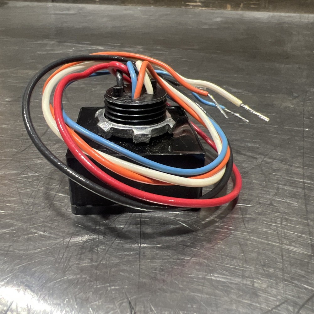 NOS Surplus Mcdonnell T-5R Solid State Time Delay Relay No Original Box