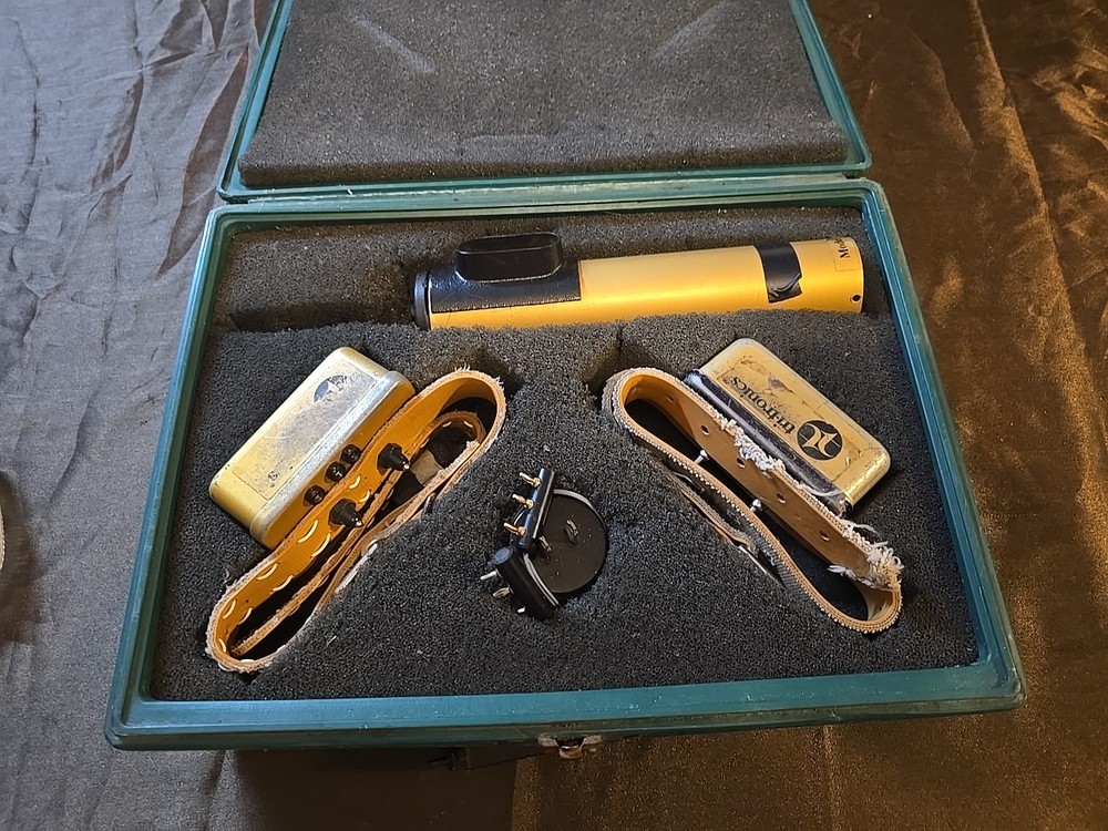 Tri-Tronics Model  A1-80/LR remote Dog Training Shock Collar Kit-needs Batteries