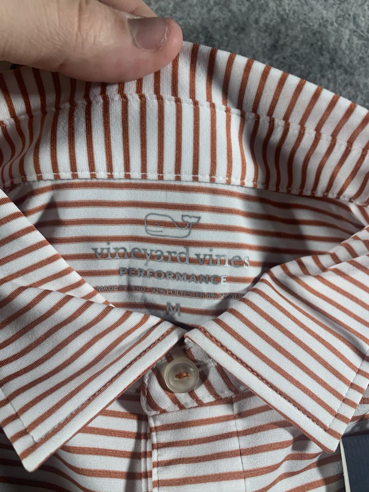 NWT Vineyard Vines Performance Golf Red / White Striped Polo Shirt Mens Size M