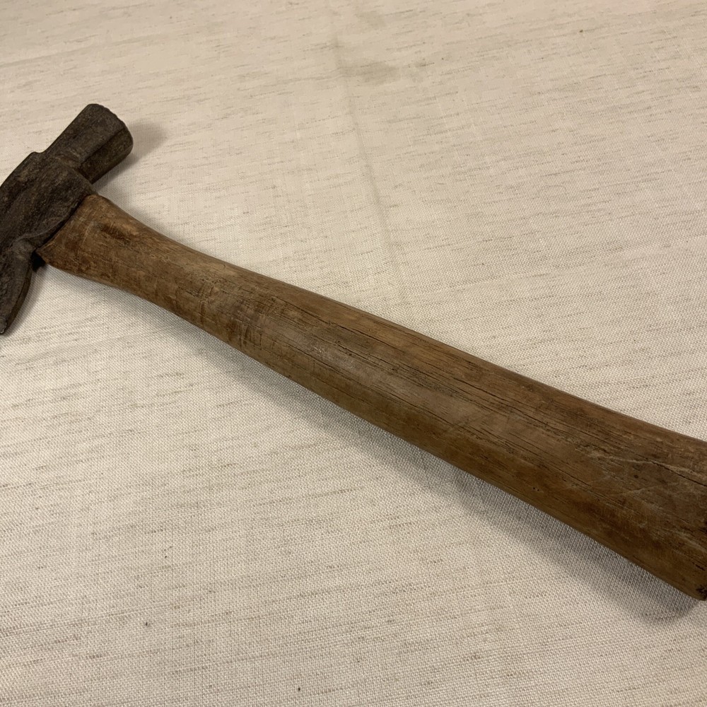 VINTAGE PLUMB CARPENTER'S HATCHET OCTAGONAL HAMMER w/ NAIL PULLER Tool