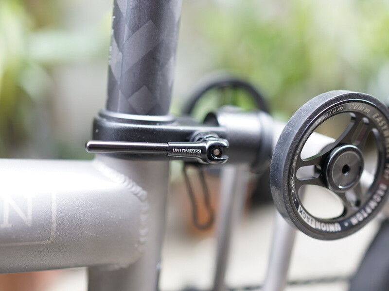 Ti Atom/seatpost clamp for Brompton T Line