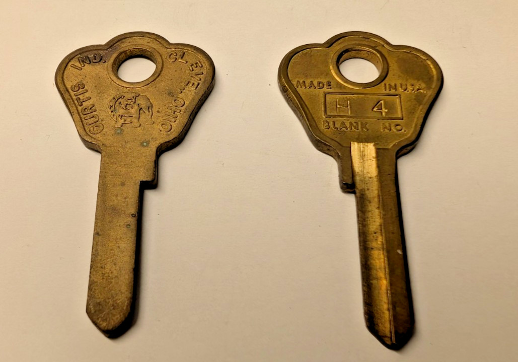 23 Brass Curtis bulldog logo blanks H1 H3 H4 H5 for Fords