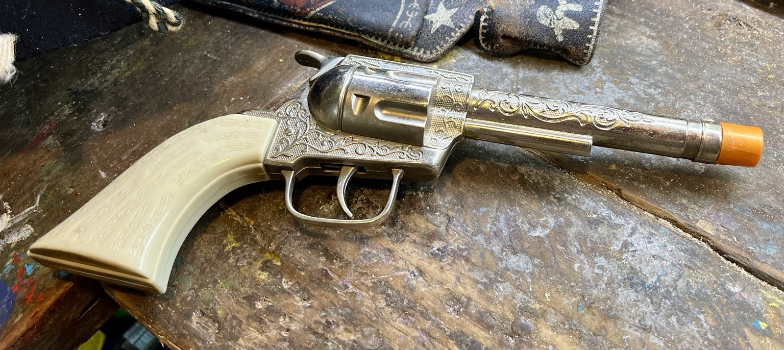Vintage 1950’s Cowboy Hat Size 7, Cap Gun, (Works), And Holster.