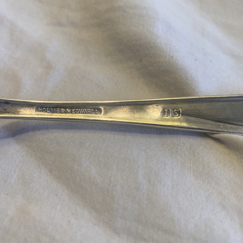 Holmes & Edwards Windsong Deep Silverplate Vegetable Serving Fork 9”