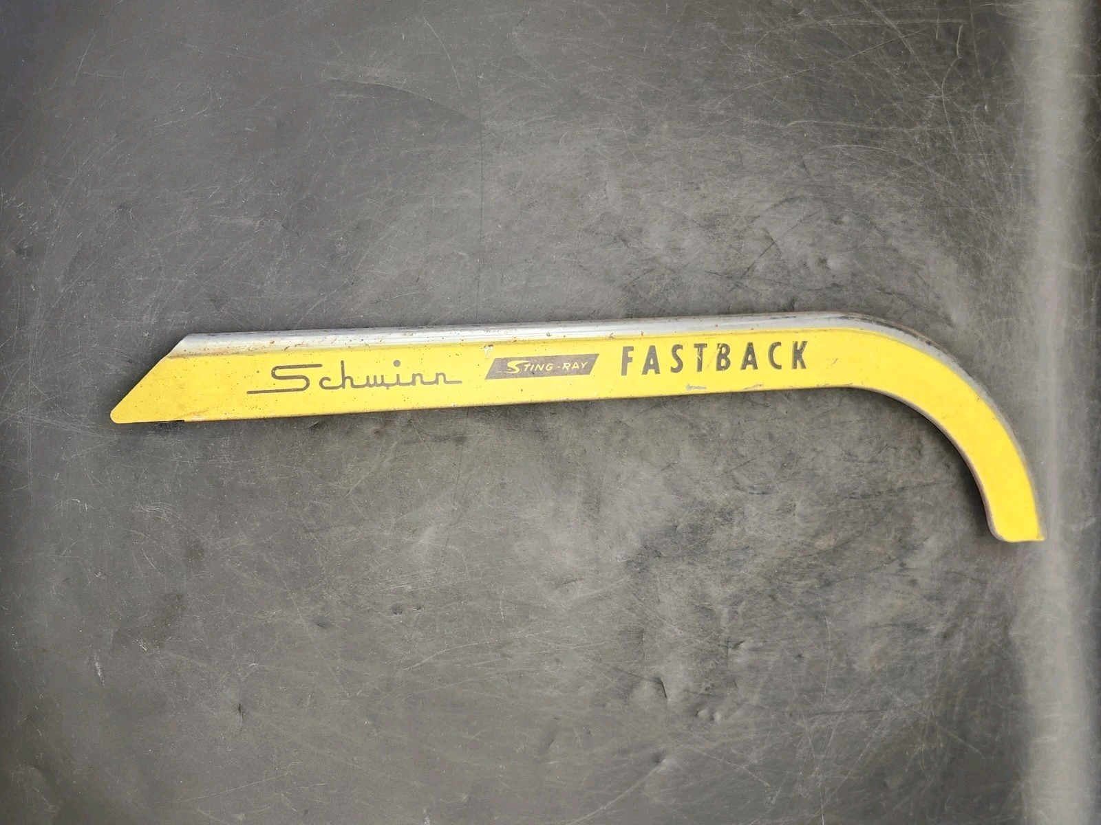 Schwinn Yellow Fastback Stingray Original Paint Chain Guard 5 speed Vintage