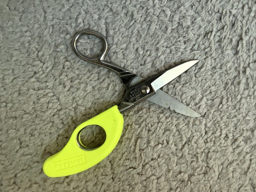 Jameson Electricians Scissor W/ Ergonomic Handle