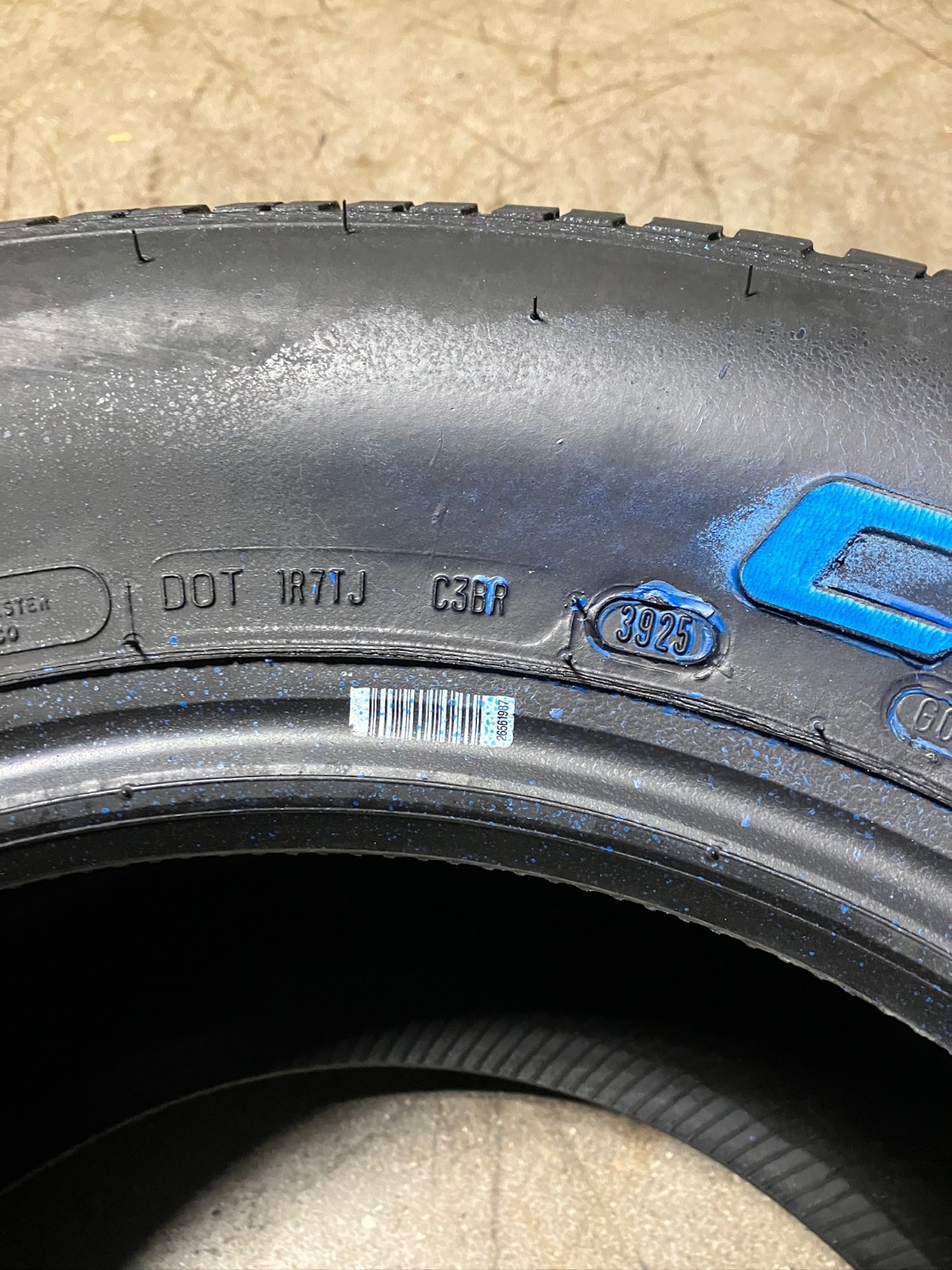 2 New 295 50 15 Cooper Cobra Radial G/T Raised White Letter Tires