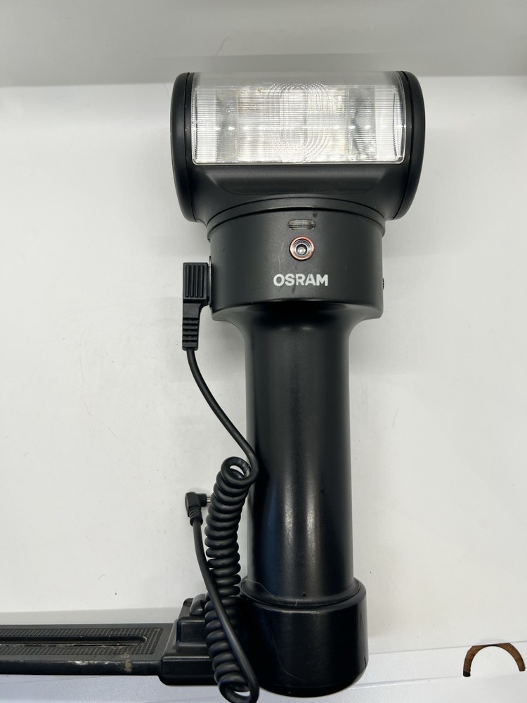 Osram BCS44 Studio Flash With Bracket