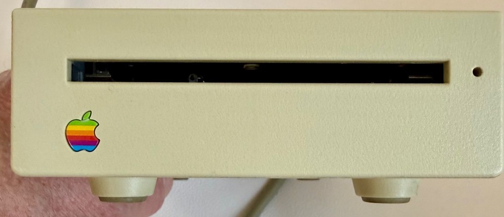 Apple Disk Drive, Mac, Macintosh, 800K, External Disk Drive, M0131, Untested