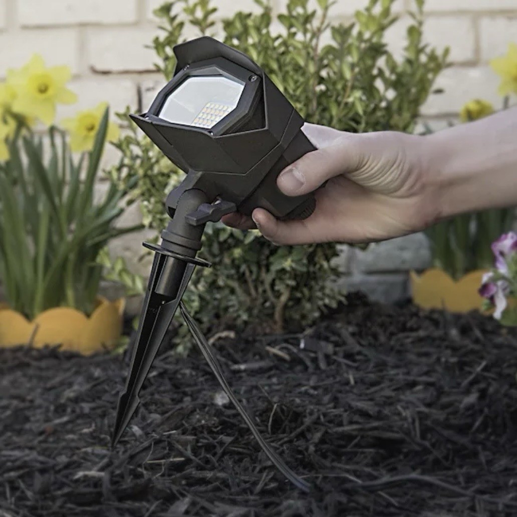 Harbor Breeze LED Flood Light 27W BRONZE FINISH Low-Voltage 4108935 - NEW