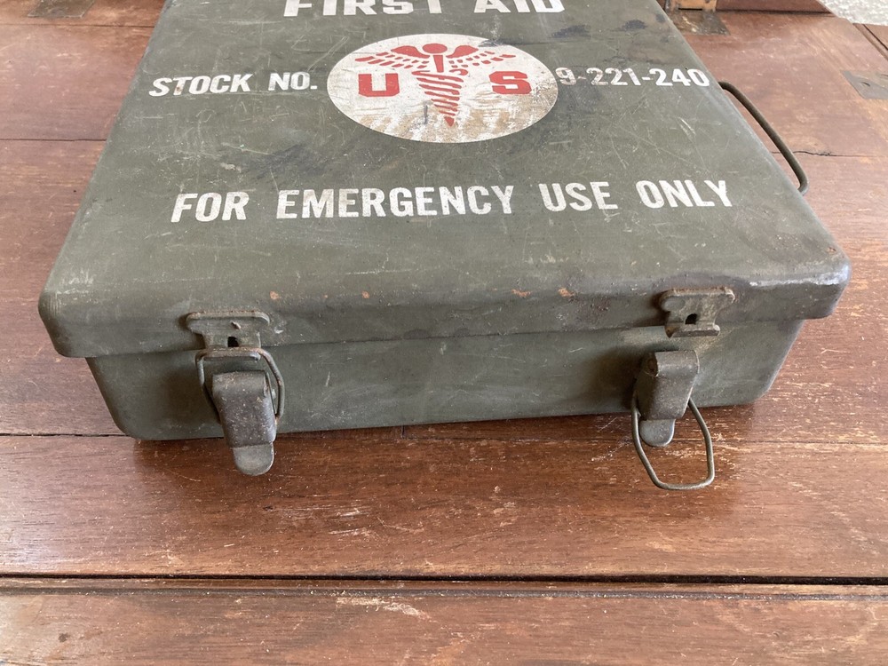 US Army First aid kit box | No. 9-221-240 Box Only