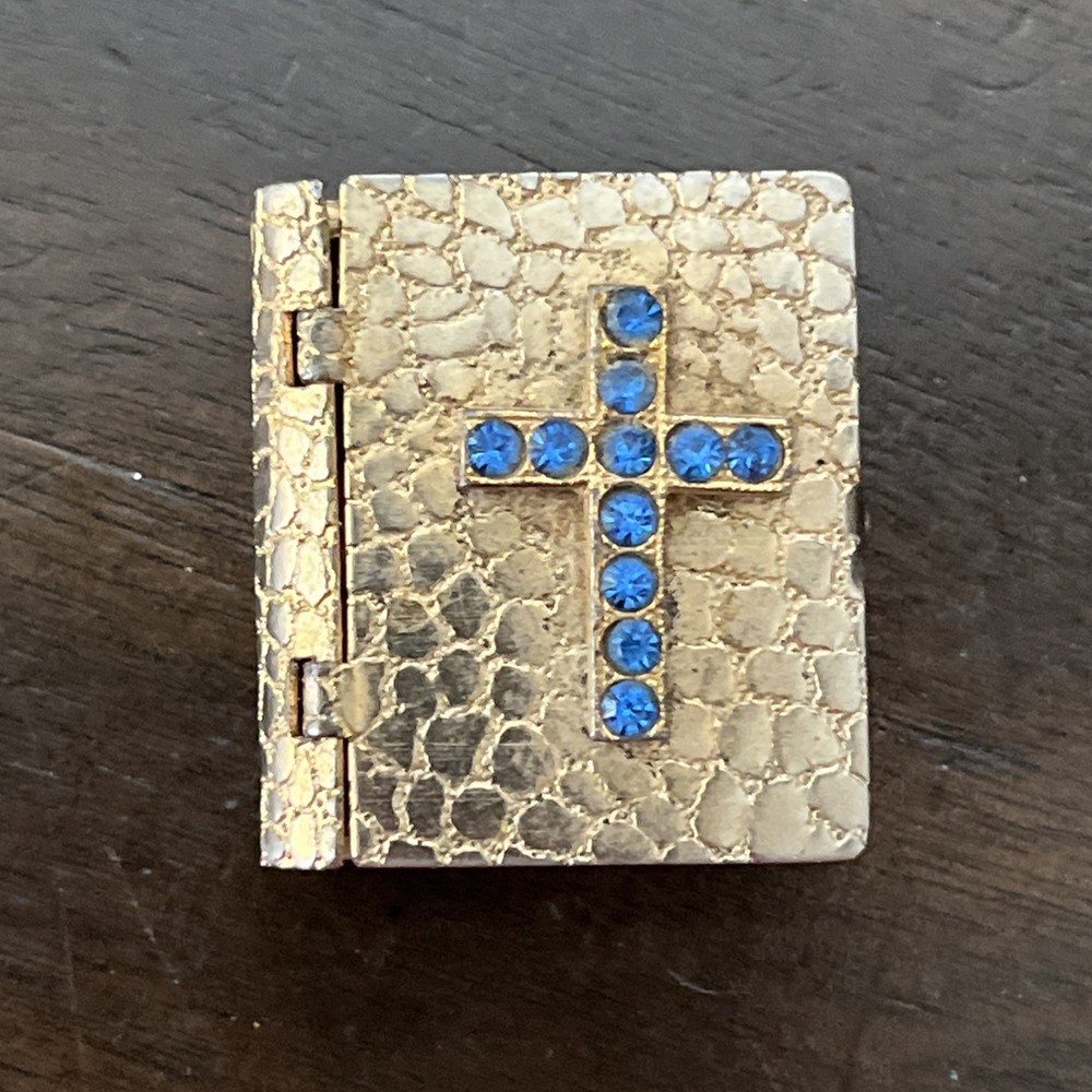 Vintage Brass Gold Color Bible Locket Cross Charm Locket With Mini Rosary inside