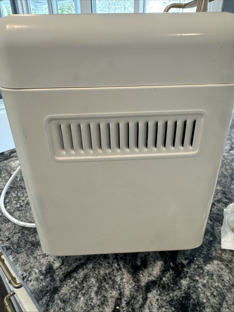 Neretva Automatic Bread Maker Ivory Gold Countertop Machine