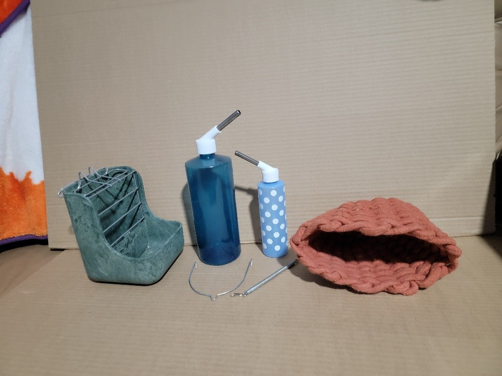 Guinea Pig Accessories Lot