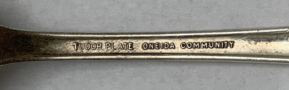 Oneida Community Fork Silver Silverplate Flatware Tudor Plate Queen Bess Wreath