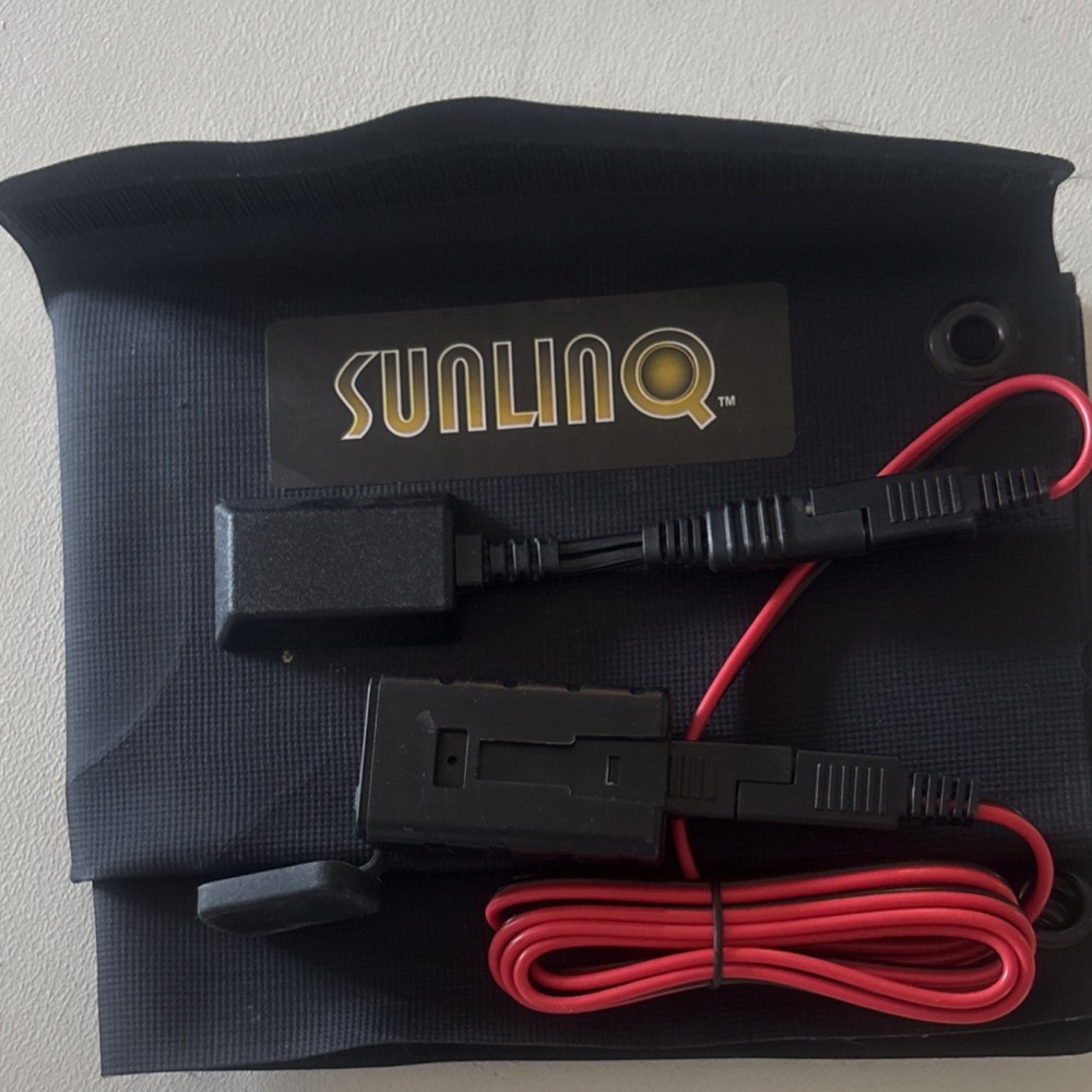 Sunlinq Portable Foldable Flexible Solar Panel Black for Camping & Electronics
