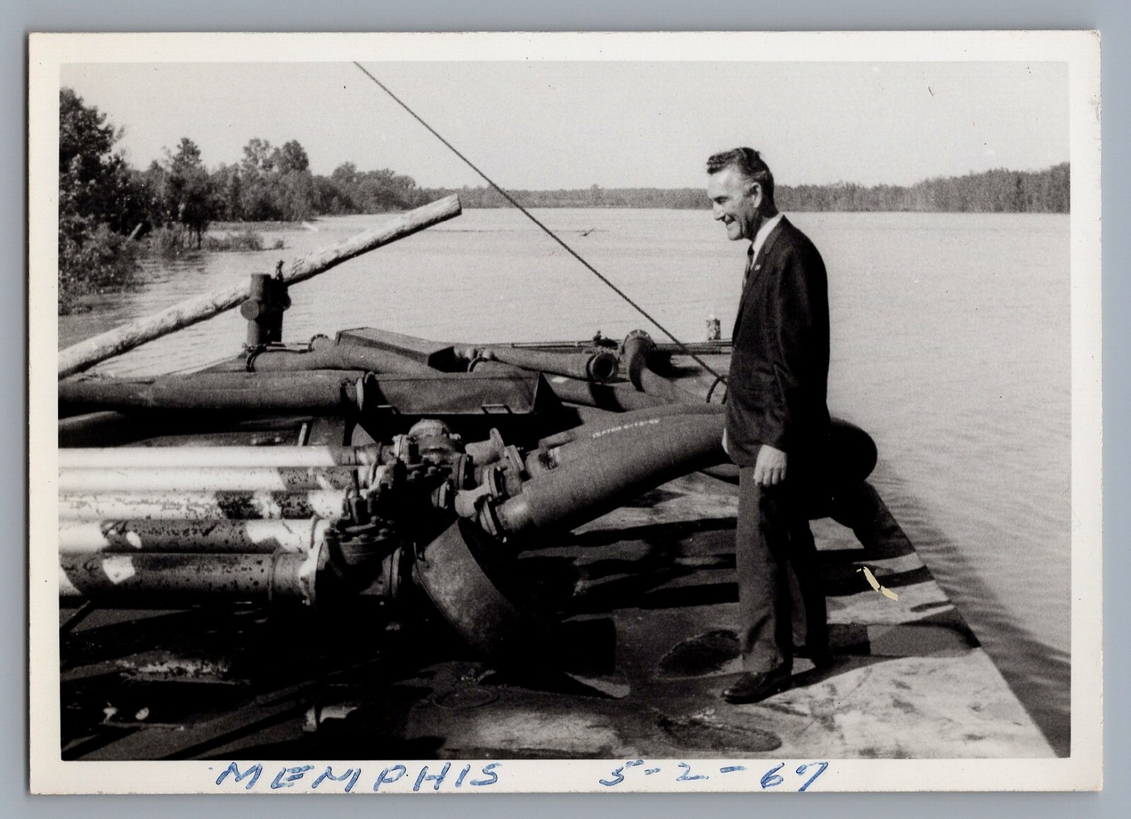 1967 Gulf Oil & Gas Vintage 4.25 x 3" Photo Pipeline Memphis, Tennessee     9389