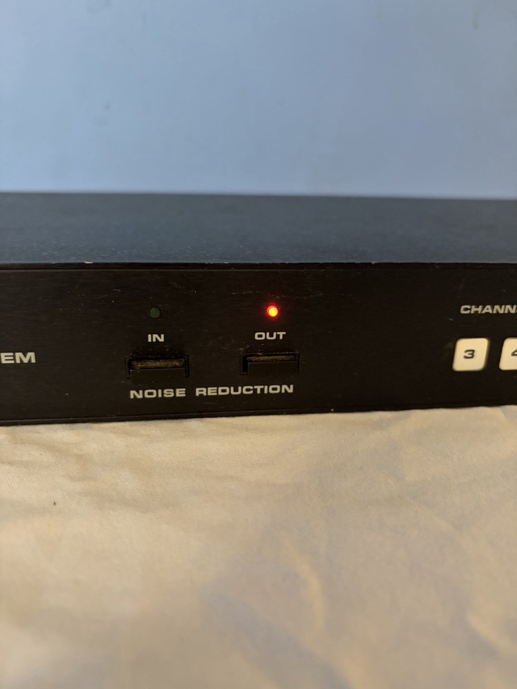 DBX 150 TYPE I Noise Reduction System ( Tested / Works )