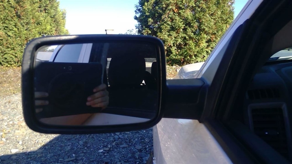 (LOCAL PICKUP ONLY) RAM1500 2015 Air Shutter 2049201