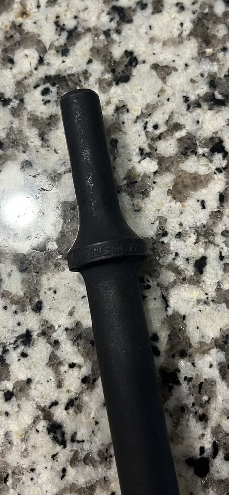 Snap on air hammer muffler cutter bit