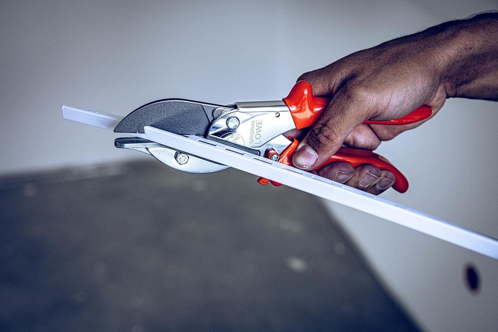 Original LÖWE Sharp Miter Shears 3.104 | With 45 Degree Stops for Red