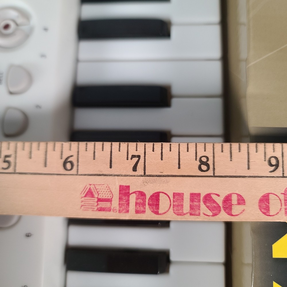 37 Keys Keyboard By Kids Stuff