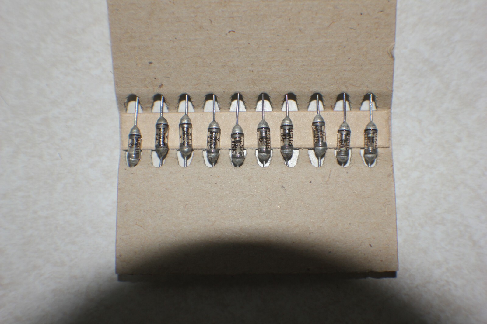 10 Crystal radio Diodes D18 Large Glass Vintage Germanium Detector w/Spec USA