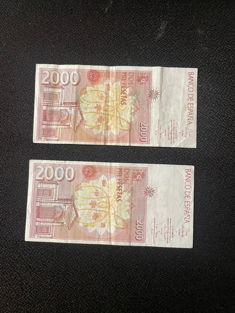Two Spain 2x 2000 pesetas BANKNOTE 1992