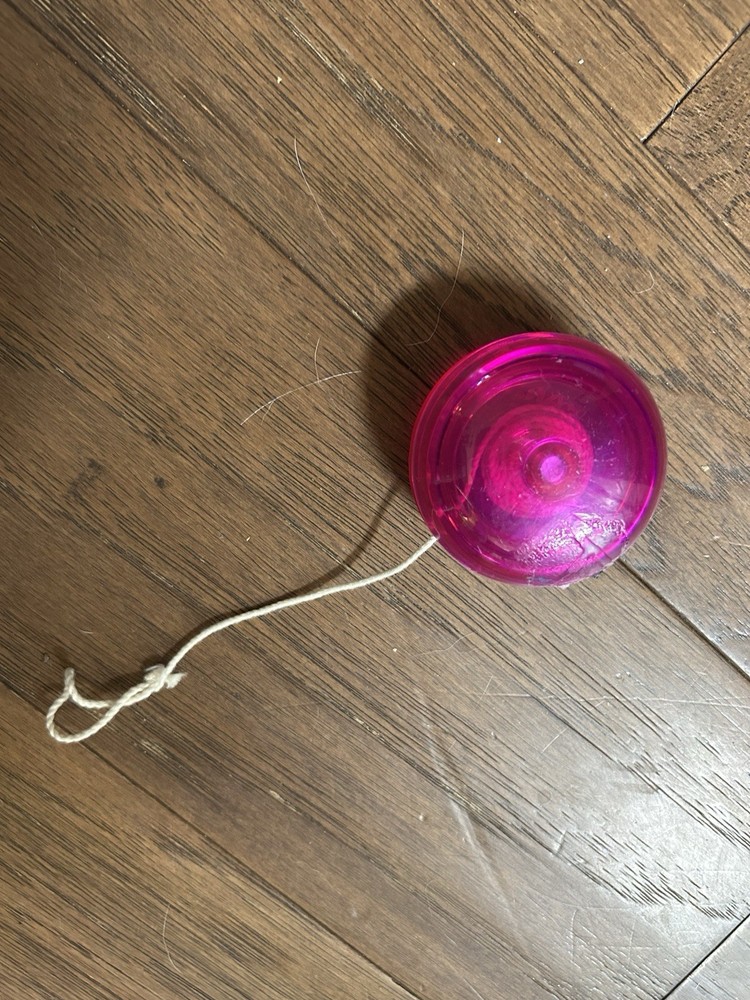 Duncan Imperial Yo-Yo Dark Pink