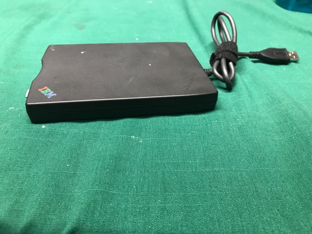IBM USB Portable Diskette Drive Floppy Disk 3.5” MPF82E