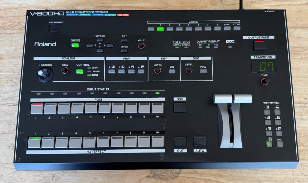 Roland V-800HD Multi-Format Video Switcher