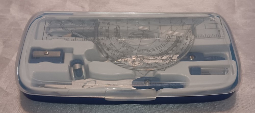 Wexford 10 Pieces Math Kit