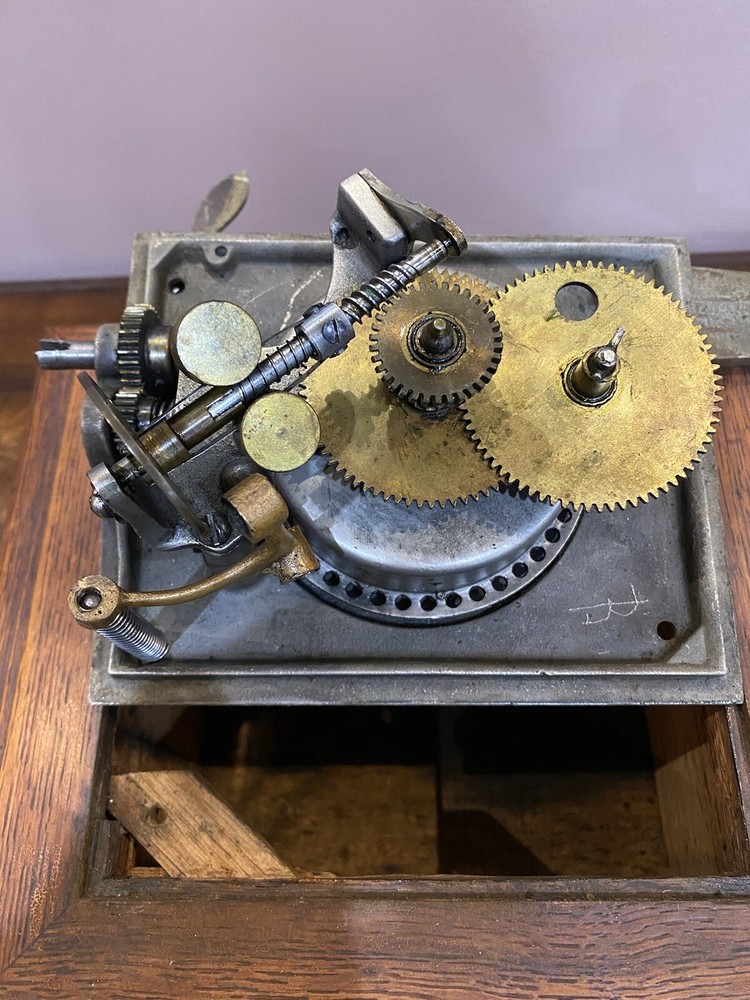 ZON-O-PHONE Parlor Type C Antique 1902 Phonograph