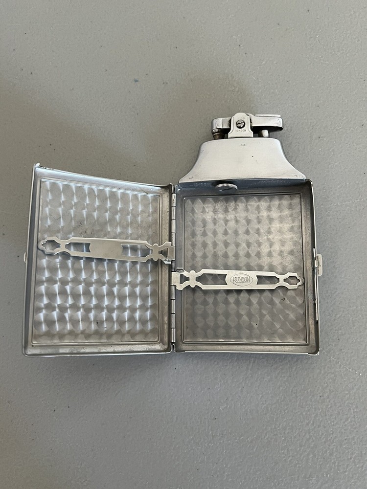 Vintage Ronson Art Deco ~ Mastercase ~ w/Pouch