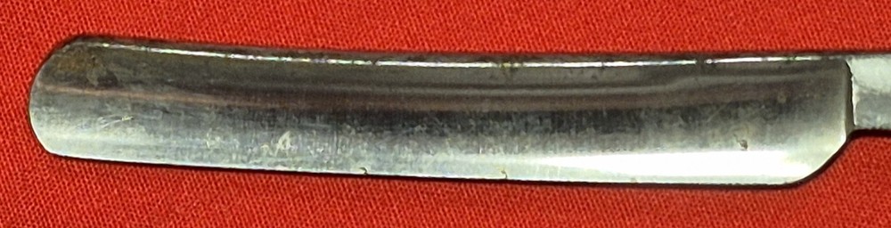 Herkulean Straight Razor